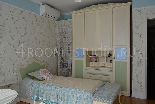 Детская в частном доме в парковой зоне