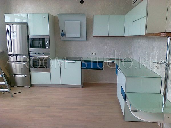 Кухня в пентхаусе по ул. Белкина